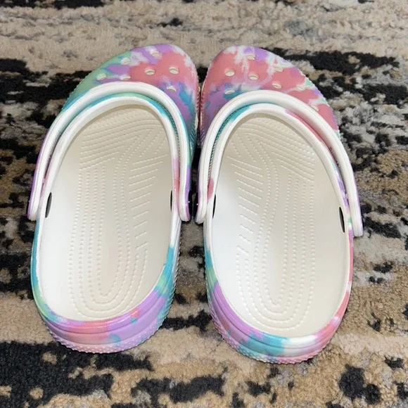 Tie Dye Crocs - Picture 3 of 4